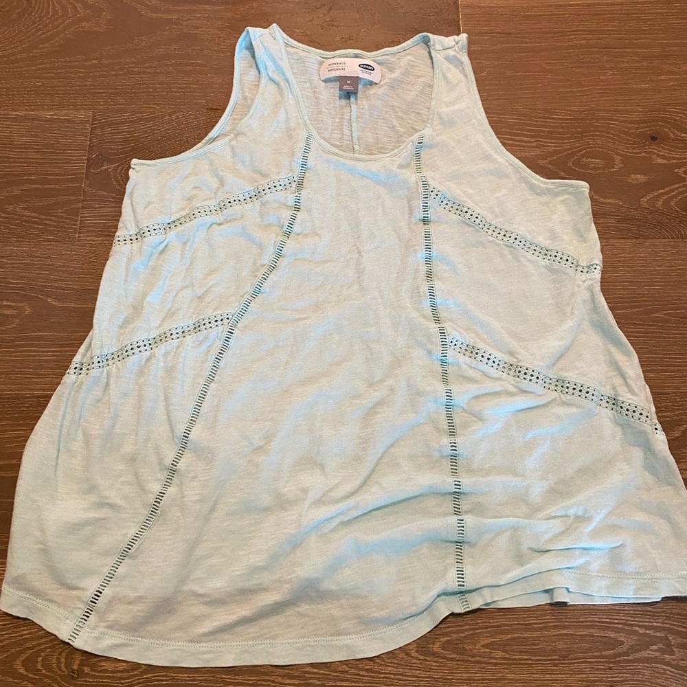 •Old Navy Maternity Tank•